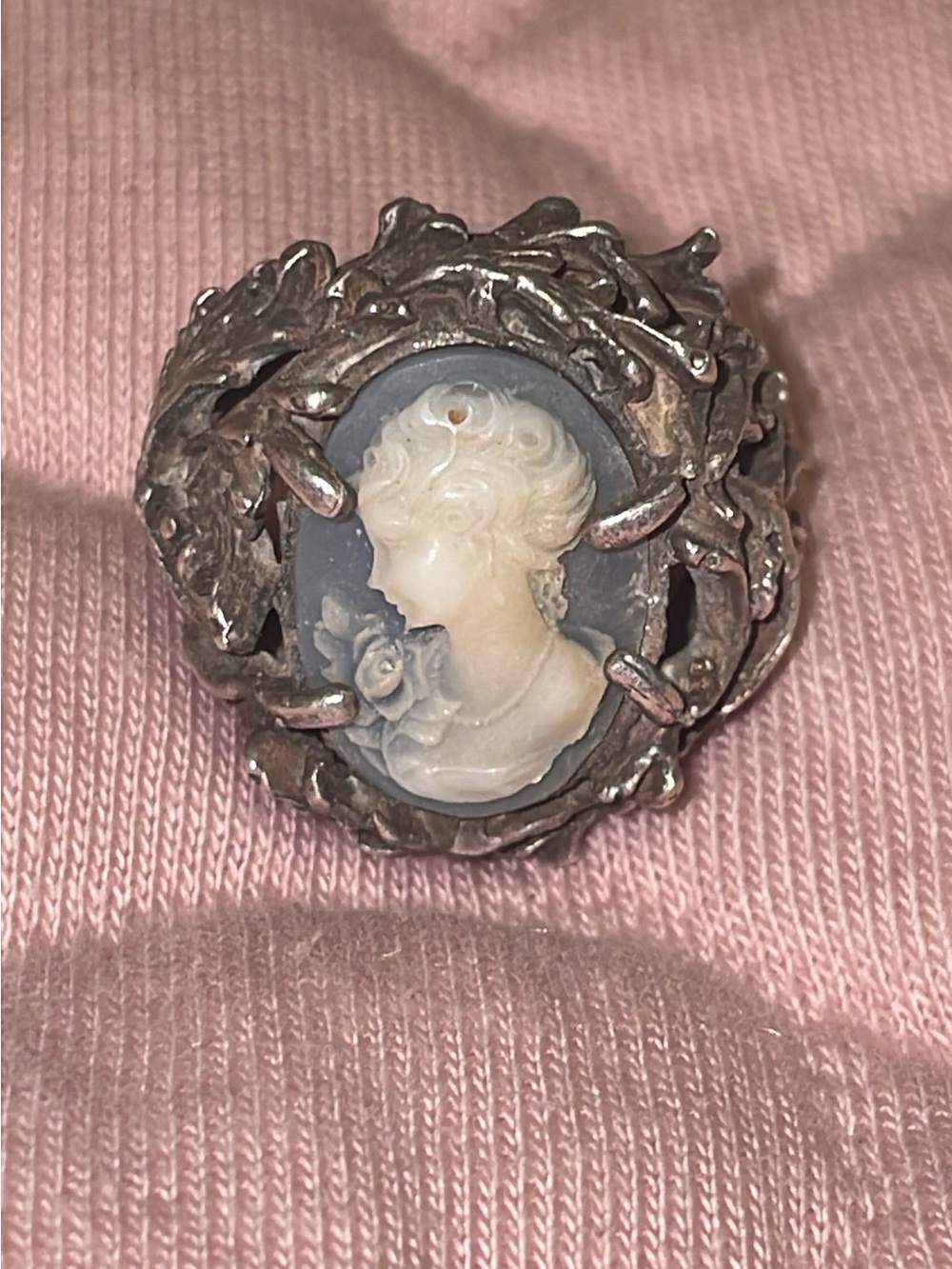Vintage Left Facing Cameo Portrait Ring in Blue and Cream